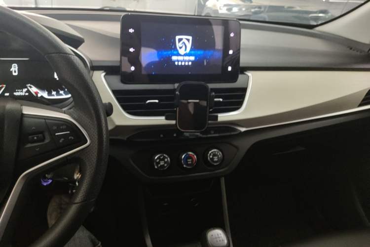 Used Baojun 360 2019 Revised Version 1.5L Manual Elite China VI Audio And AC Panel