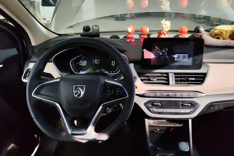 Used Baojun 360 2019 1.5L Manual Luxury Version China VI Center Console