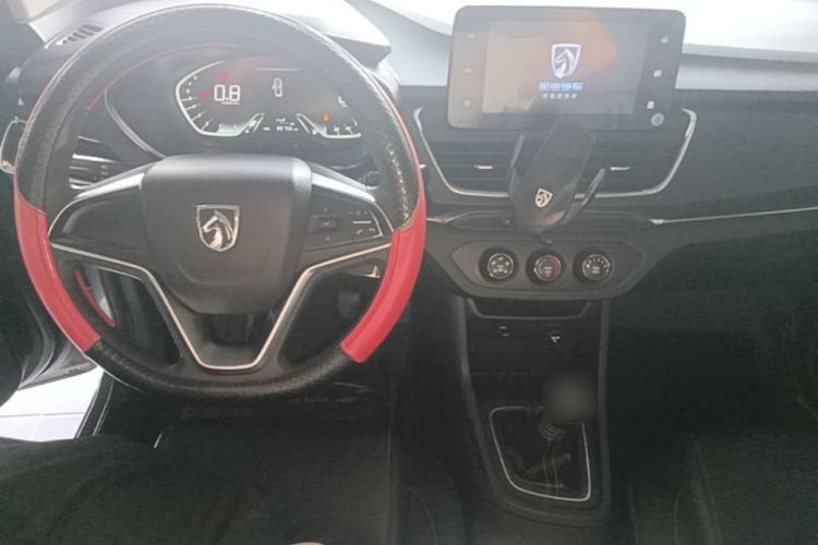 Used Baojun 360 2019 1.5L Manual Elite Version China VI Center Console