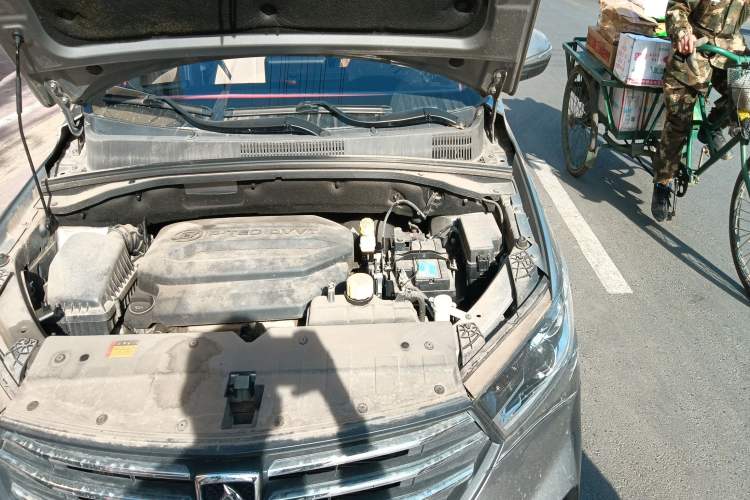 Used Baojun 360 2019 1.5L Automatic Luxury Edition China VI Engine Bay Left