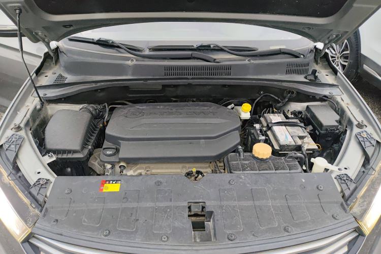 Used Baojun 360 2019 1.5L Automatic Elite Version China VI Engine Bay