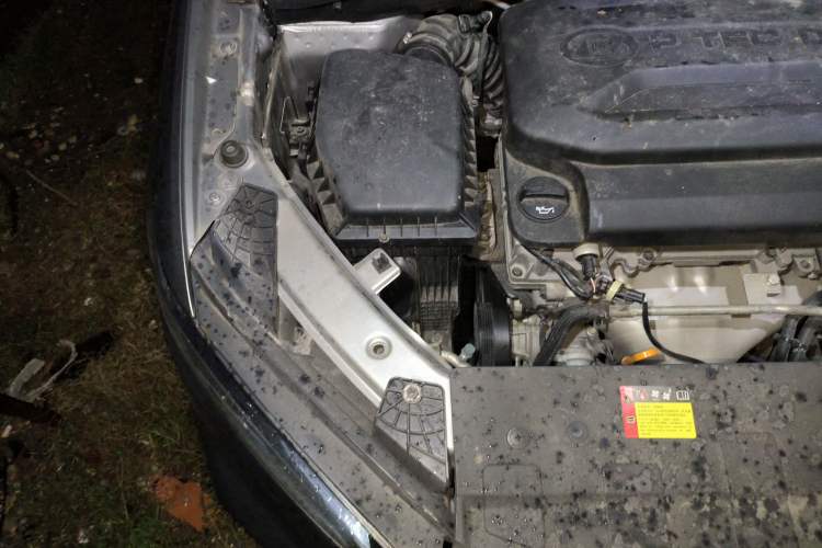 Used Baojun 360 2019 1.5L CVT Luxury Model China VI Emission Standard Engine Bay Right