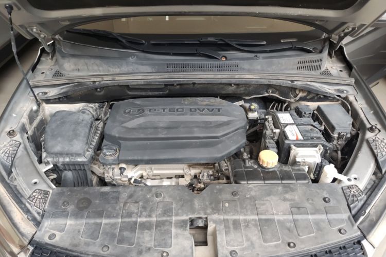 Used Baojun 360 2019 1.5L CVT Elite Version China VI Engine Bay