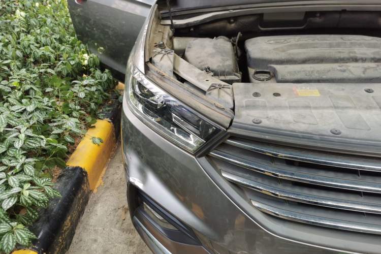 Used Baojun 360 2019 1.5L Manual Luxury Version China VI Exterior 6