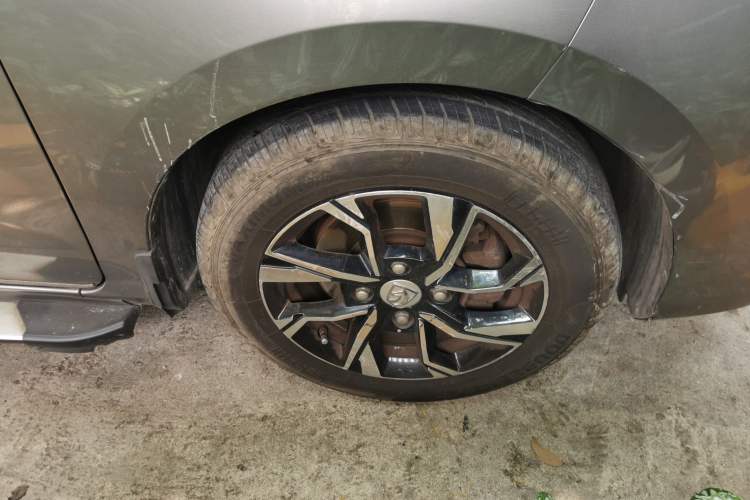 Used Baojun 360 2019 1.5L Manual Luxury Version China VI Exterior 7