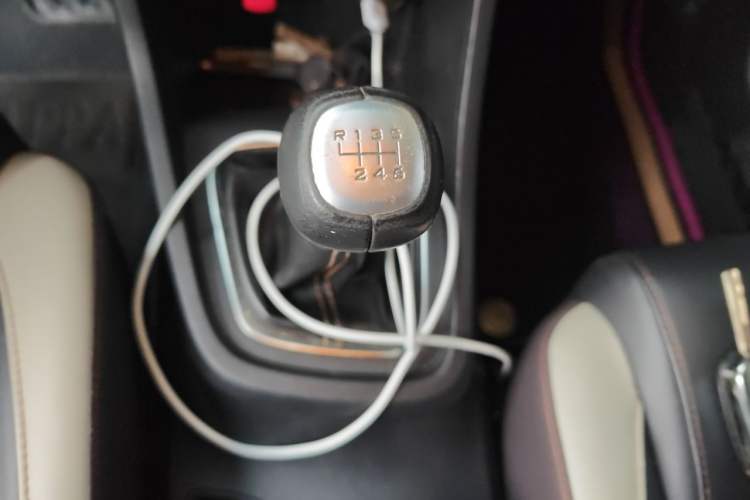 Used Baojun 360 2019 Revised Version 1.5L Manual Luxury Edition China VI Gear Lever