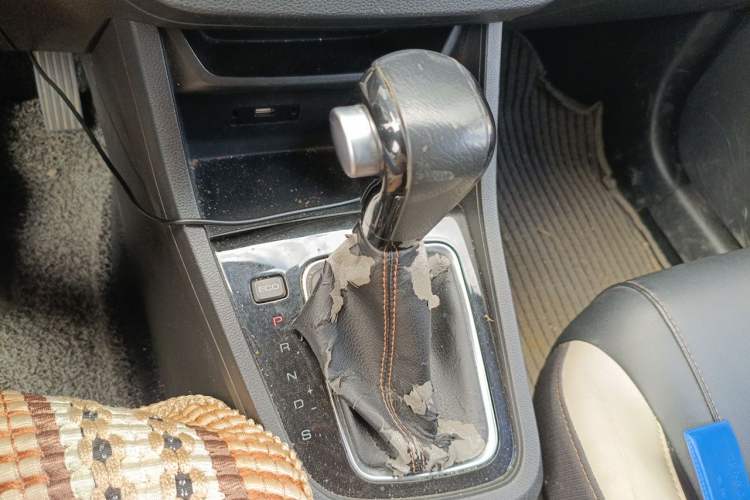 Used Baojun 360 2019 1.5L CVT Elite Version China VI Gear Lever