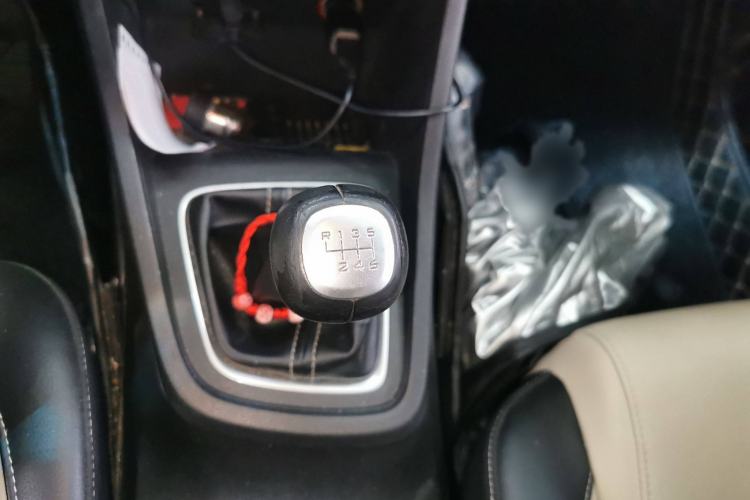 Used Baojun 360 2019 1.5L Manual Luxury Version China VI Gear Lever