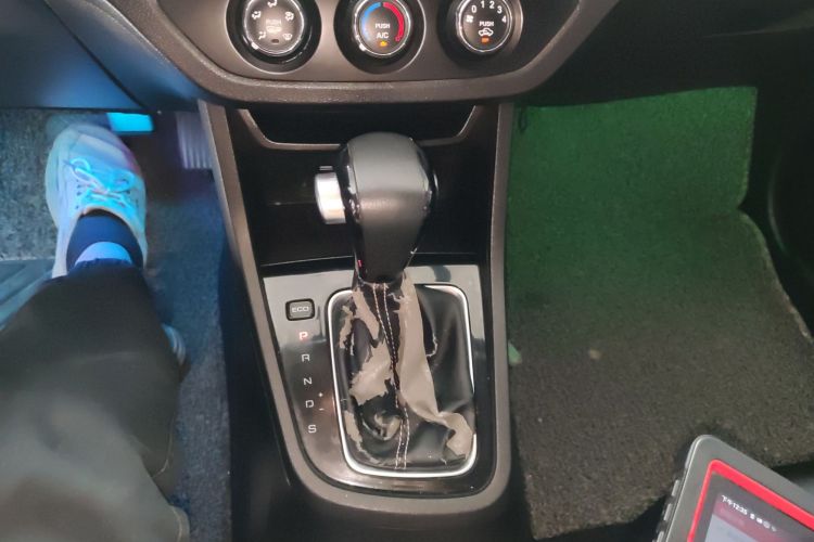 Used Baojun 360 2019 1.5L CVT Elite Version China VI Gear Lever