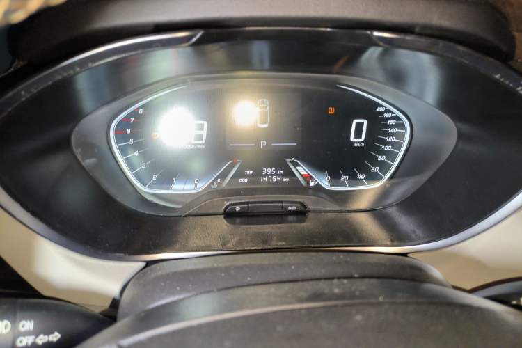 Used Baojun 360 2019 1.5L CVT Luxury Model China VI Emission Standard Instrument Cluster