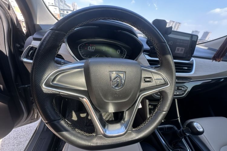 Used Baojun 360 2019 1.5L Manual Luxury Version China VI Interior 13