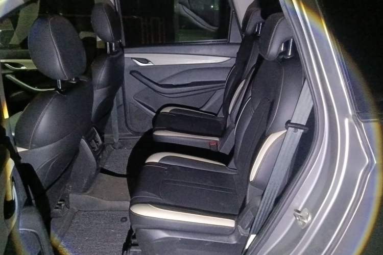 Used Baojun 360 2019 1.5L CVT Elite Version China VI Left Rear Seat