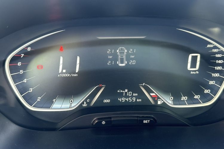 Used Baojun 360 2019 1.5L Manual Luxury Version China VI Odometer Close Up