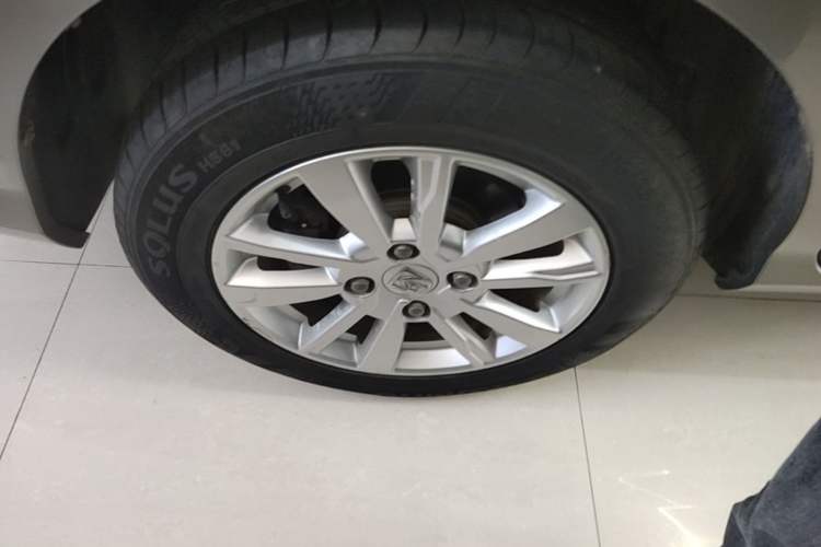 Used Baojun 360 2019 Revised Version 1.5L Manual Elite China VI Right Rear Wheel Hub