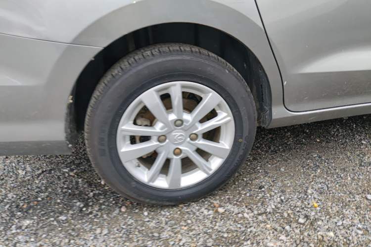 Used Baojun 360 2019 1.5L Automatic Elite Version China VI Right Rear Wheel Hub