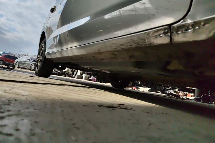 Used Baojun 360 2019 1.5L Manual Luxury Version China VI Right Side Sill