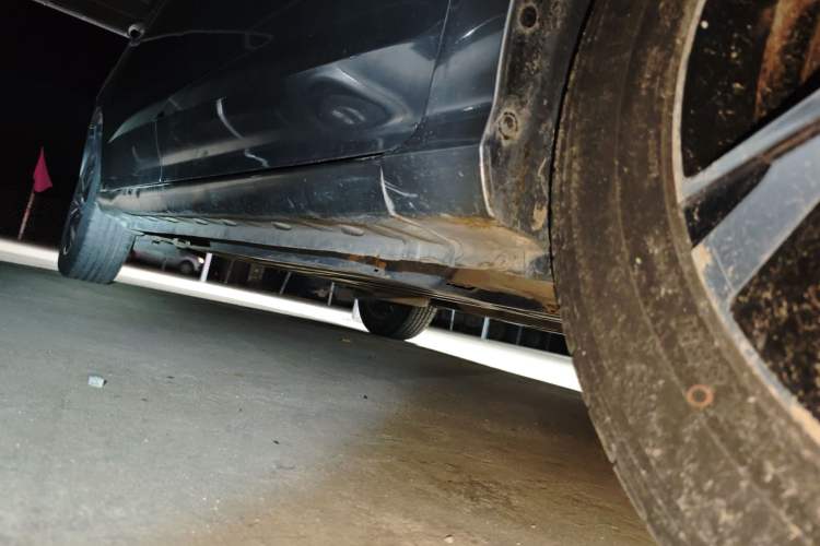Used Baojun 360 2019 1.5L CVT Luxury Model China VI Emission Standard Right Side Sill