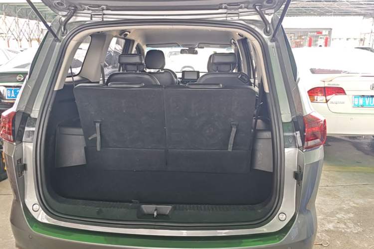 Used Baojun 360 2019 1.5L Automatic Elite Version China VI Trunk