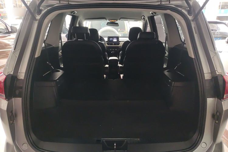 Used Baojun 360 2019 1.5L CVT Elite Version China VI Trunk