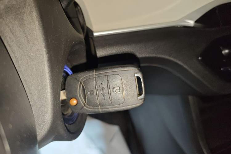 Used Baojun 360 2019 1.5L CVT Luxury Model China VI Emission Standard Vehicle Key