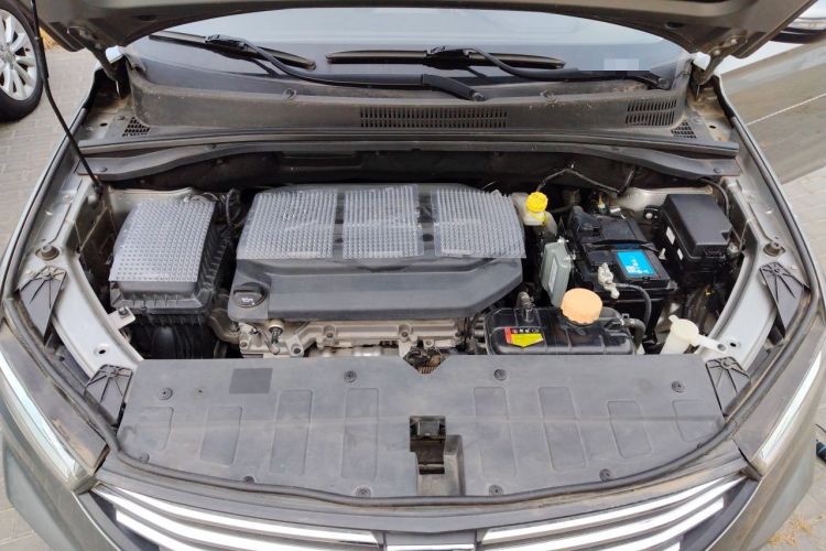 Used Baojun 360 2019 1.5L Manual Luxury Version China VI Engine Bay