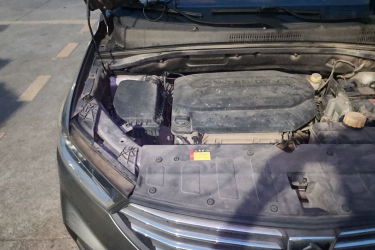 Used Baojun 360 2019 1.5L Manual Elite Version China VI Engine Bay Right