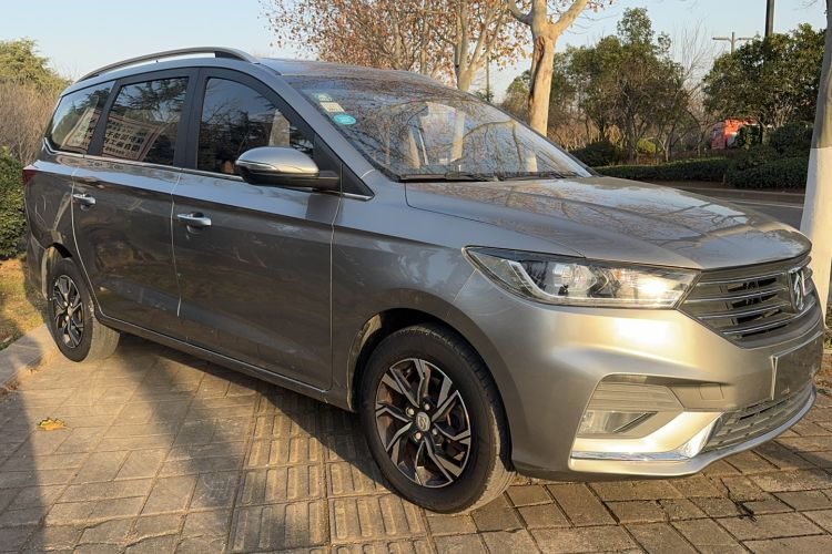 Used Baojun 360 2019 1.5L Manual Luxury Version China VI Exterior 2