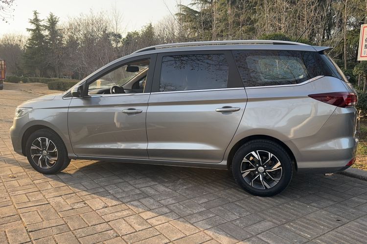 Used Baojun 360 2019 1.5L Manual Luxury Version China VI Exterior 7