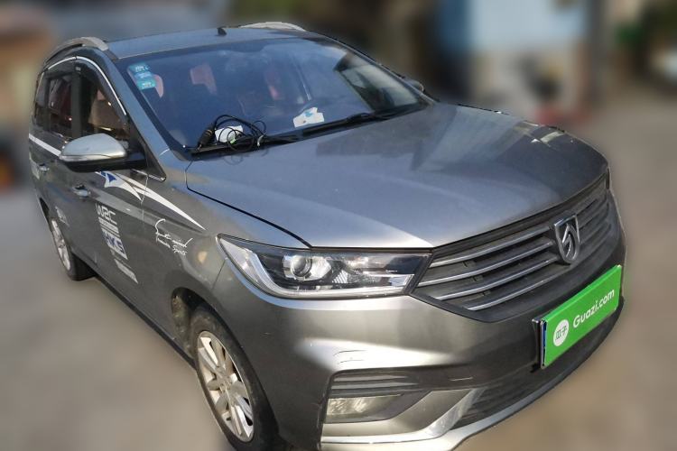 Used Baojun 360 2019 1.5L Manual Elite Version China VI Front Right 45 Deg