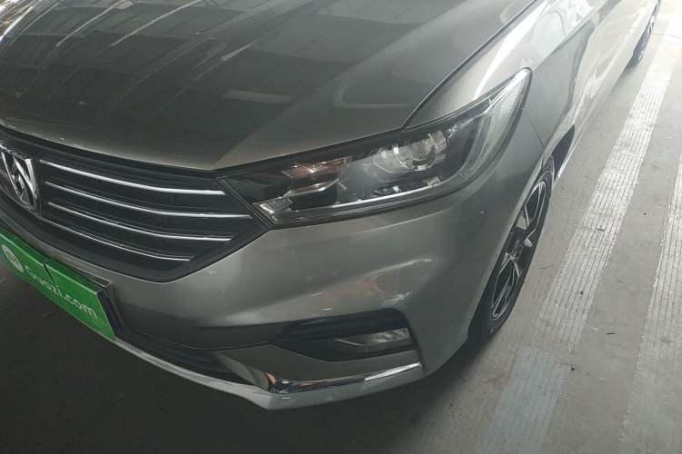 Used Baojun 360 2019 1.5L Manual Luxury Version China VI Left Front Headlight