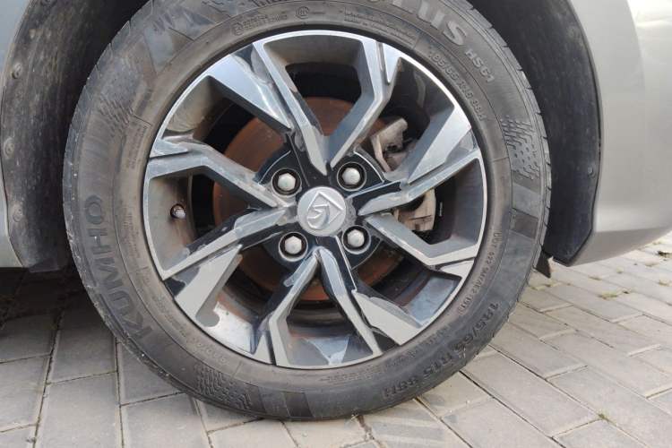 Used Baojun 360 2019 1.5L Manual Luxury Version China VI Right Front Wheel Hub