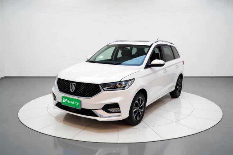 Gebrauchter Baojun 360 2019 Revised Version 1.5L Manual Luxury Edition China VI Guazi used car, China used car export, Used car for sale, Used  cars, Cheapest cars for sale