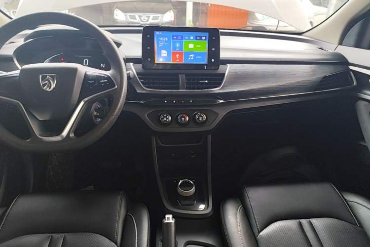 Used Baojun 360 2019 1.5L Automatic Elite Version China VI Audio And AC Panel