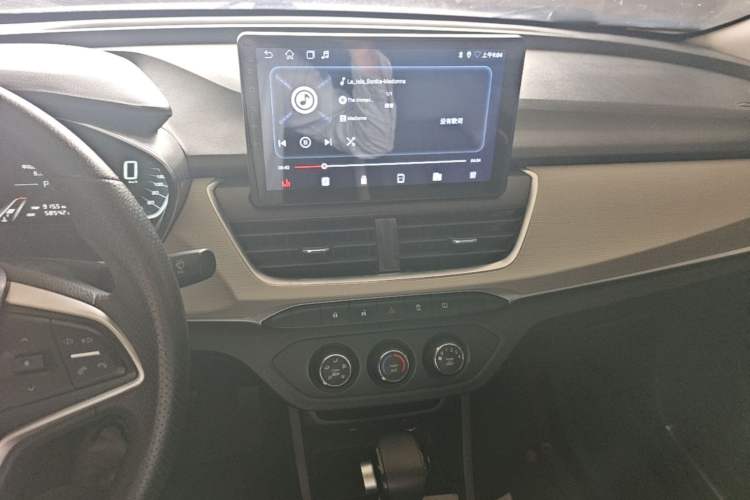 Used Baojun 360 2019 1.5L CVT Elite Version China VI Audio And AC Panel