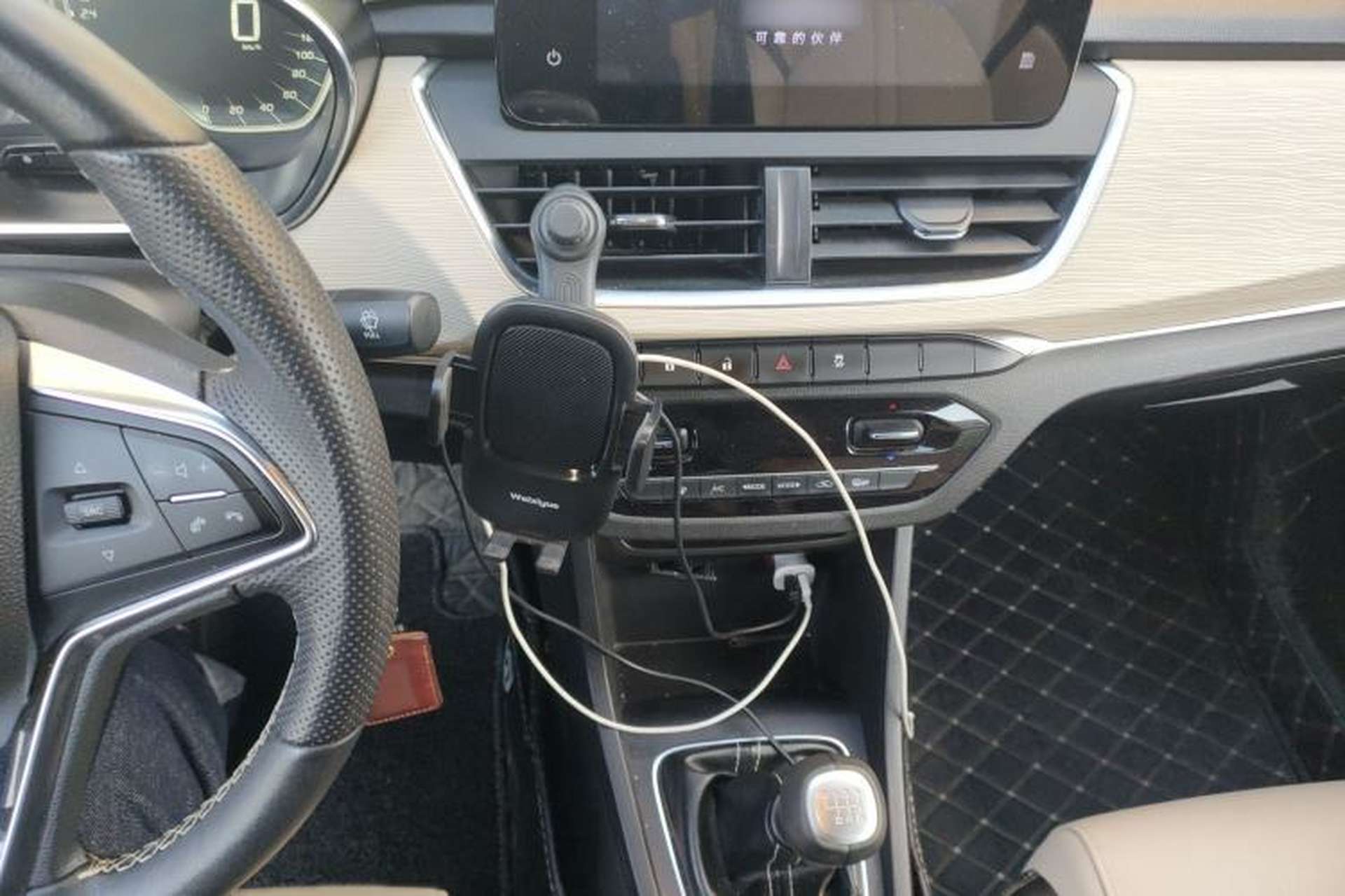 Used Baojun 360 2019 1.5L Manual Luxury Version China VI Audio And AC Panel