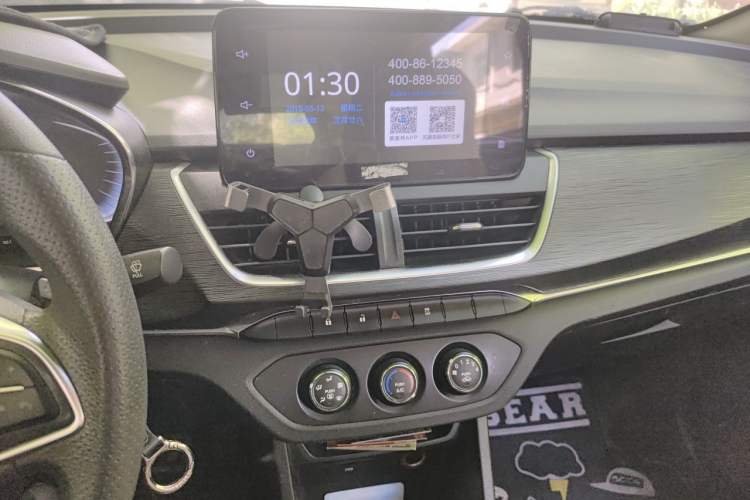Used Baojun 360 2019 1.5L Automatic Elite Version China VI Audio And AC Panel