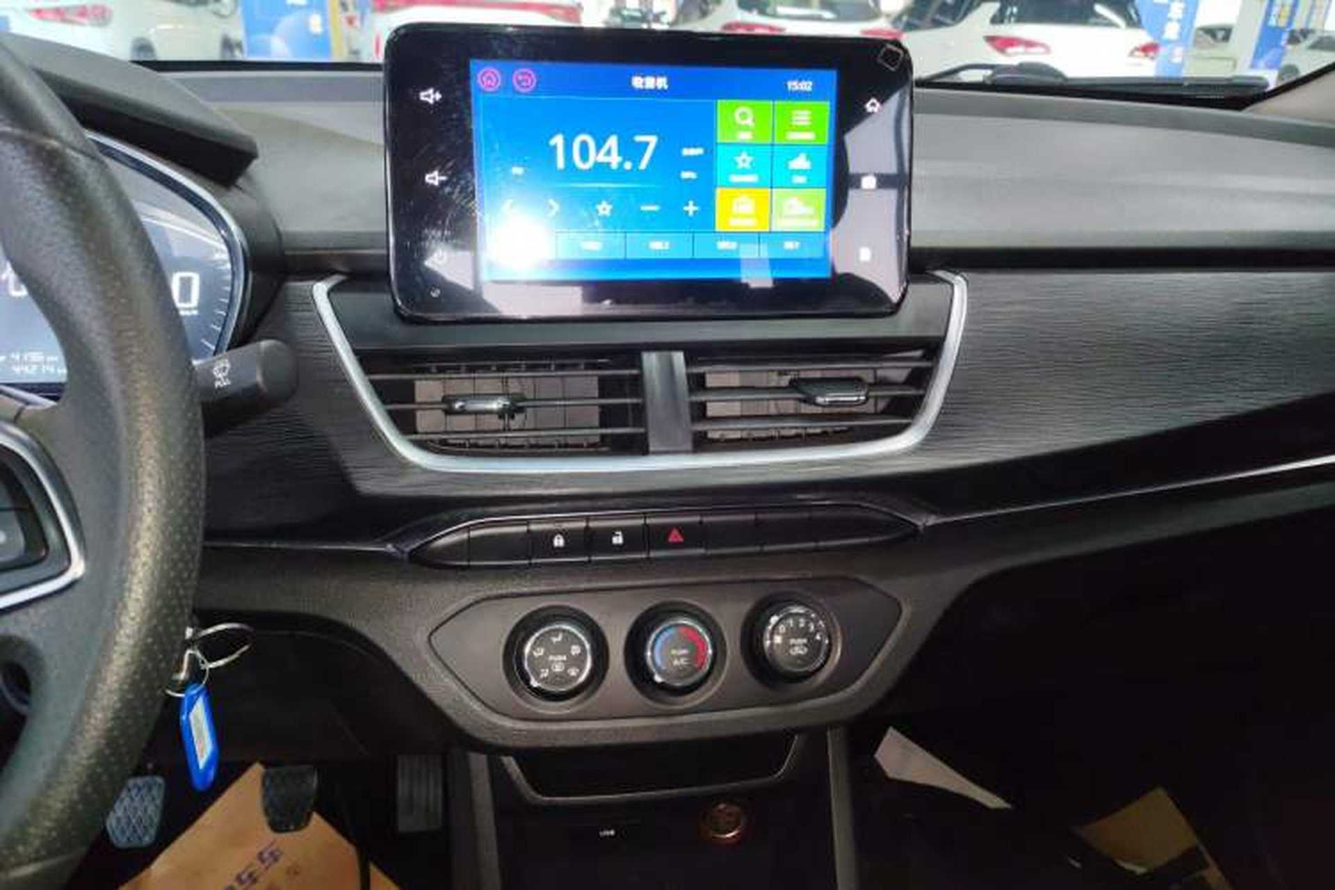 Used Baojun 360 2019 1.5L Manual Elite Version China VI Audio And AC Panel