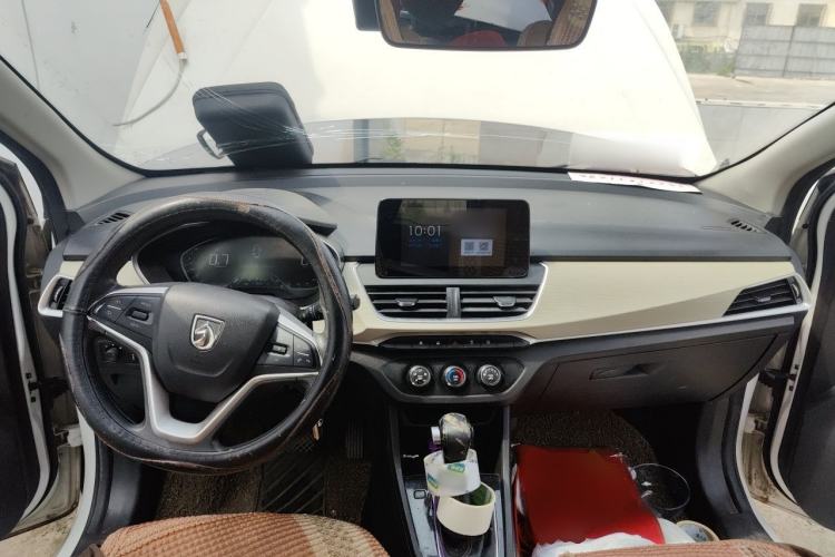 Used Baojun 360 2019 1.5L CVT Elite Version China VI Center Console