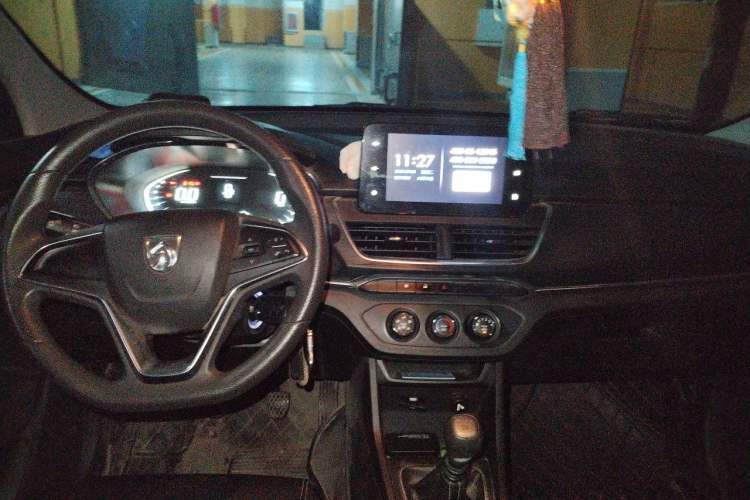 Used Baojun 360 2019 1.5L Manual Elite Version China VI Center Console