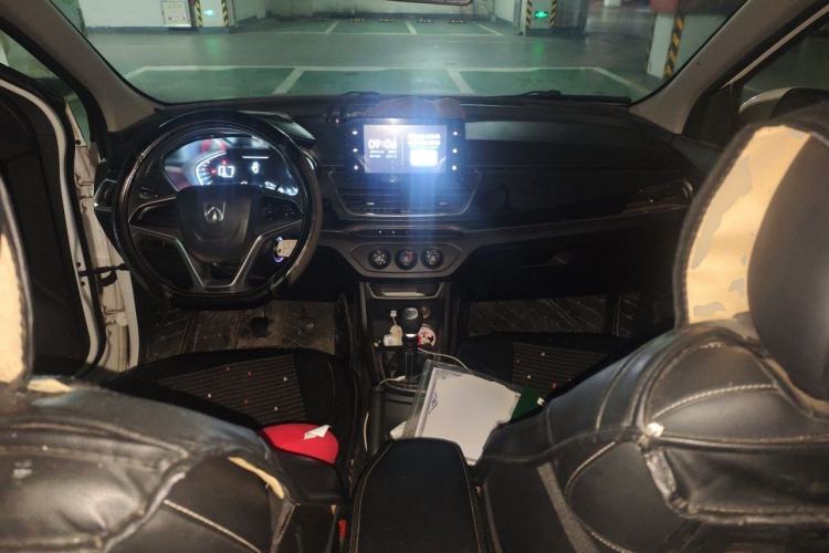 Used Baojun 360 2019 1.5L Manual Elite Version China VI Center Console