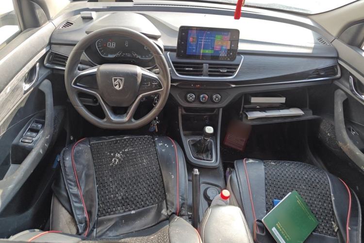 Used Baojun 360 2019 1.5L Manual Elite Version China VI Center Console