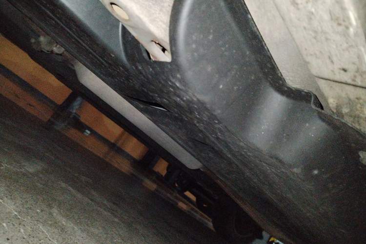 Used Baojun 360 2019 1.5L Manual Elite Version China VI Chassis Front Left