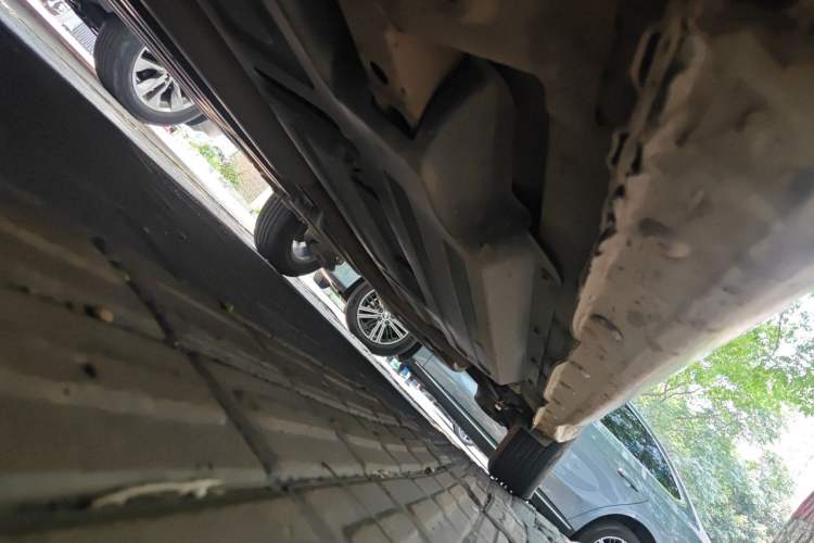 Used Baojun 360 2019 1.5L Manual Luxury Version China VI Chassis Front Left