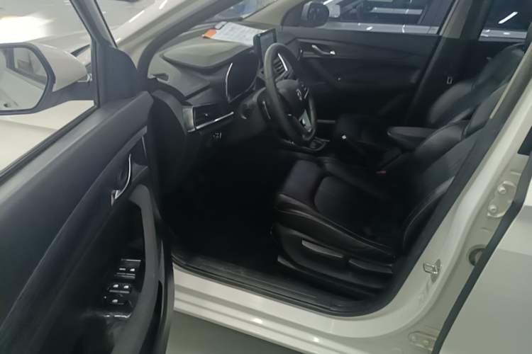 Used Baojun 360 2019 1.5L CVT Elite Version China VI Driver Seat