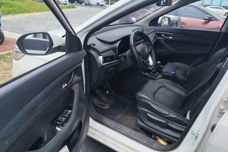 Used Baojun 360 2019 1.5L Manual Elite Version China VI Driver Seat