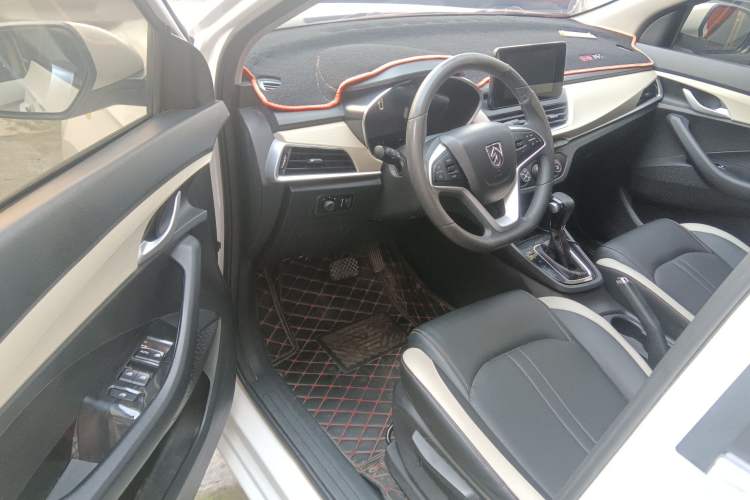 Used Baojun 360 2019 1.5L CVT Elite Version China VI Driver Seat