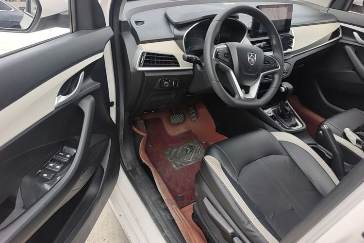 Used Baojun 360 2019 1.5L CVT Elite Version China VI Driver Seat