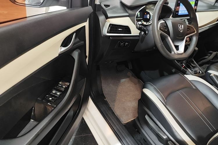 Used Baojun 360 2019 1.5L CVT Elite Version China VI Driver Seat