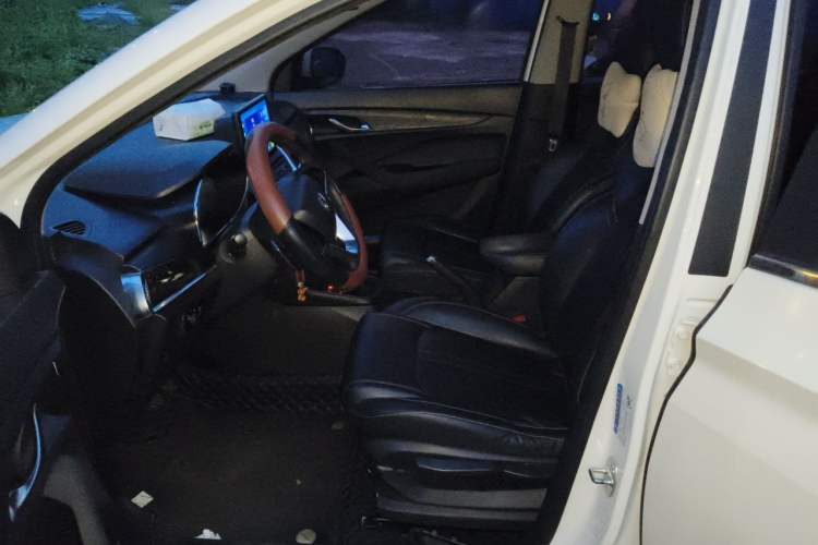 Used Baojun 360 2019 1.5L Automatic Elite Version China VI Driver Seat