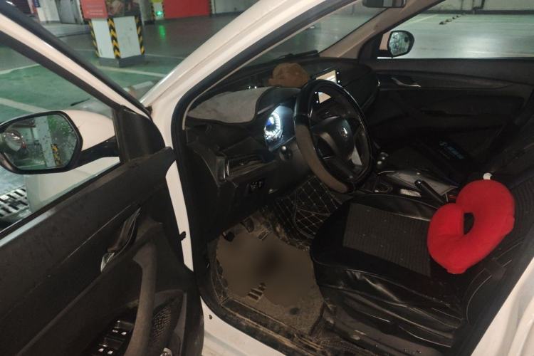 Used Baojun 360 2019 1.5L Manual Elite Version China VI Driver Seat